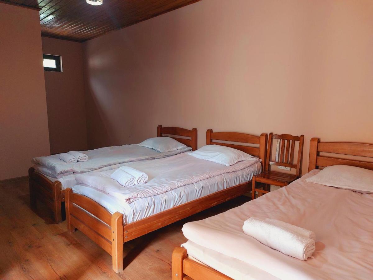 Guesthouse And Cottage Nicolo Kazbegi Extérieur photo