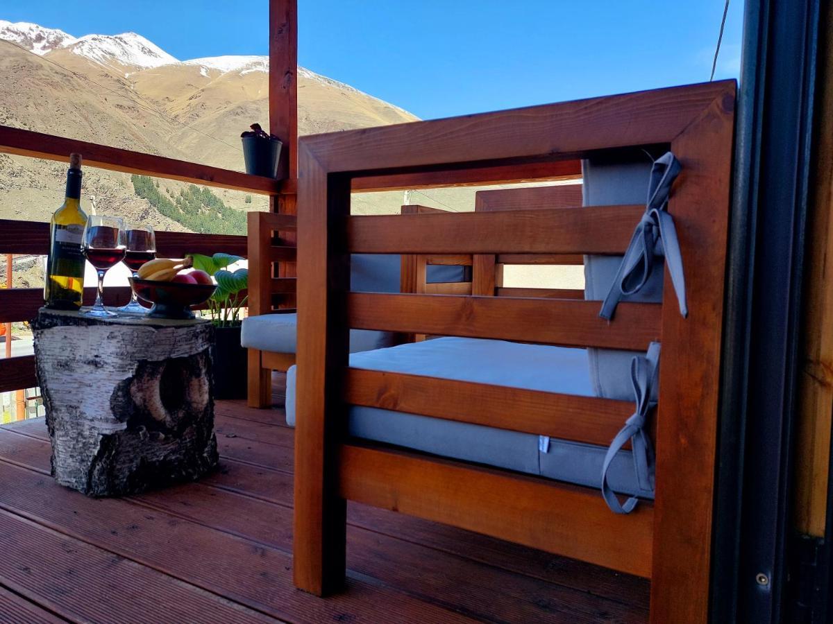 Guesthouse And Cottage Nicolo Kazbegi Extérieur photo